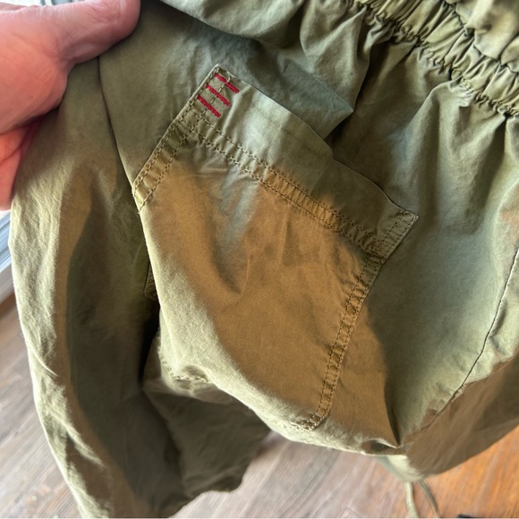 BDG Frankie cropped halter utility jumpsuit - Picture 3 of 14